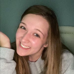 Meet your Posher, Ellie